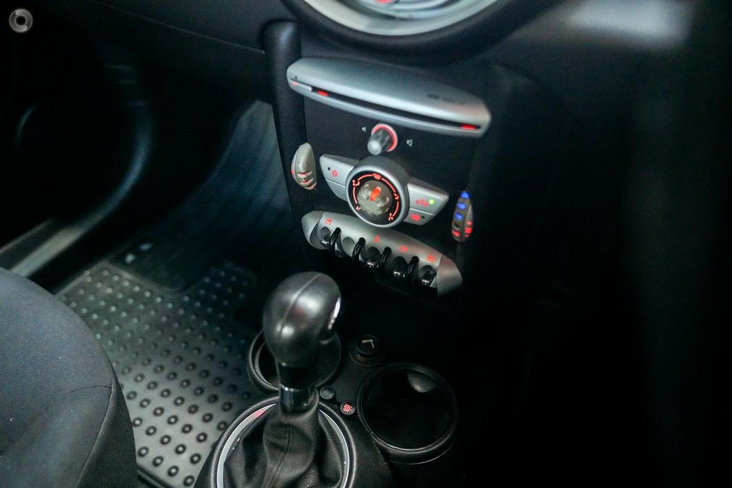 2009 MINI Hatch R56 Cooper Hatchback 3dr Steptronic 6sp 1.6i