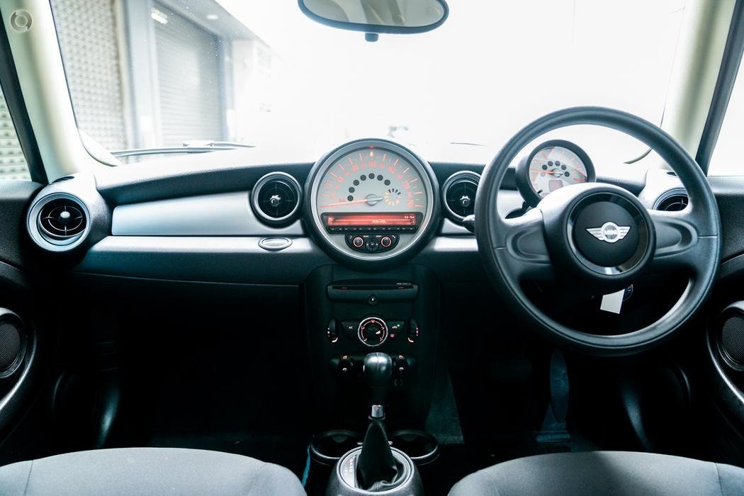 2012 MINI Hatch R56 LCI Ray Hatchback 3dr Steptronic 6sp 1.6i (Mar)