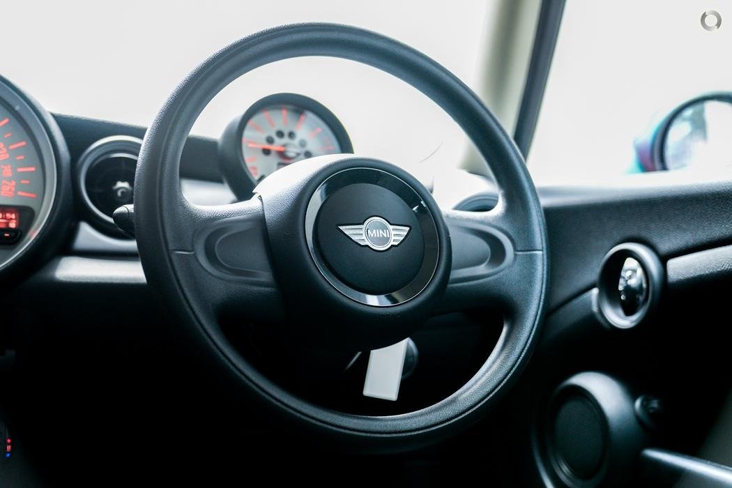 2012 MINI Hatch R56 LCI Ray Hatchback 3dr Steptronic 6sp 1.6i (Mar)