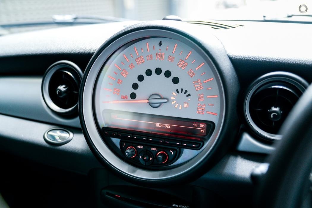 2012 MINI Hatch R56 LCI Ray Hatchback 3dr Steptronic 6sp 1.6i (Mar)