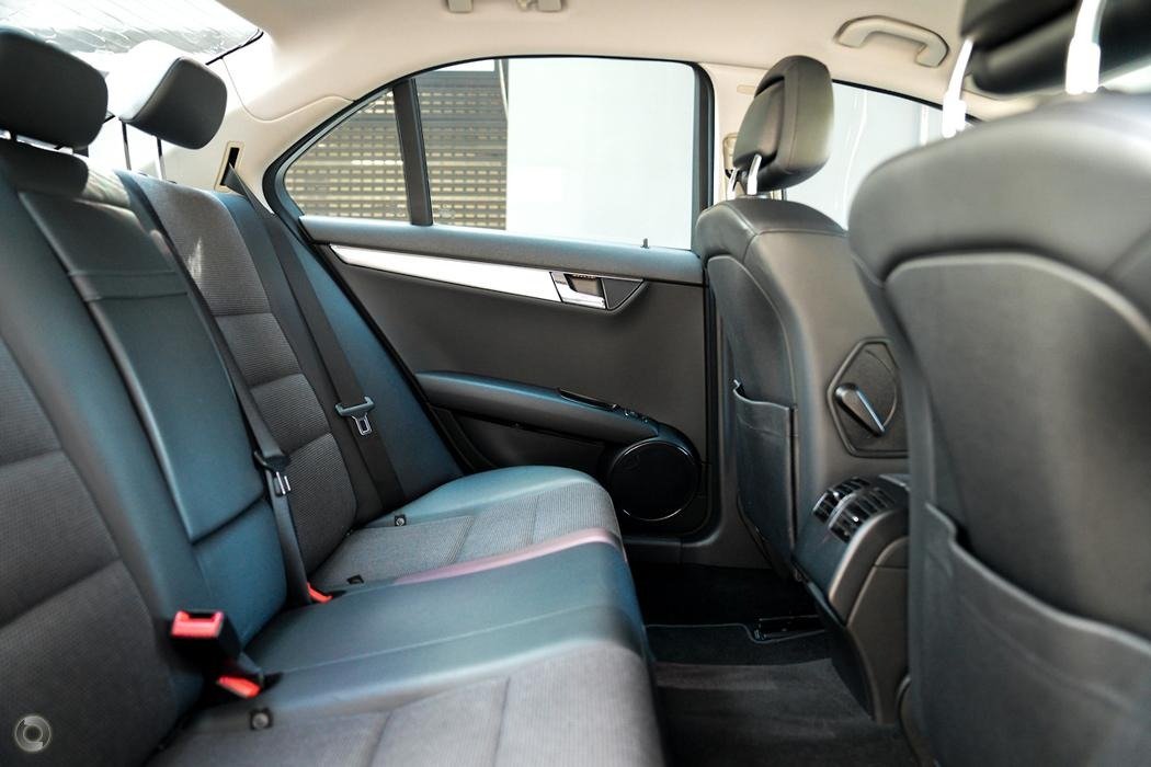 2009 Mercedes-Benz C-Class W204 C200 Kompressor Classic Sedan 4dr Spts Auto 5sp 1.8SC