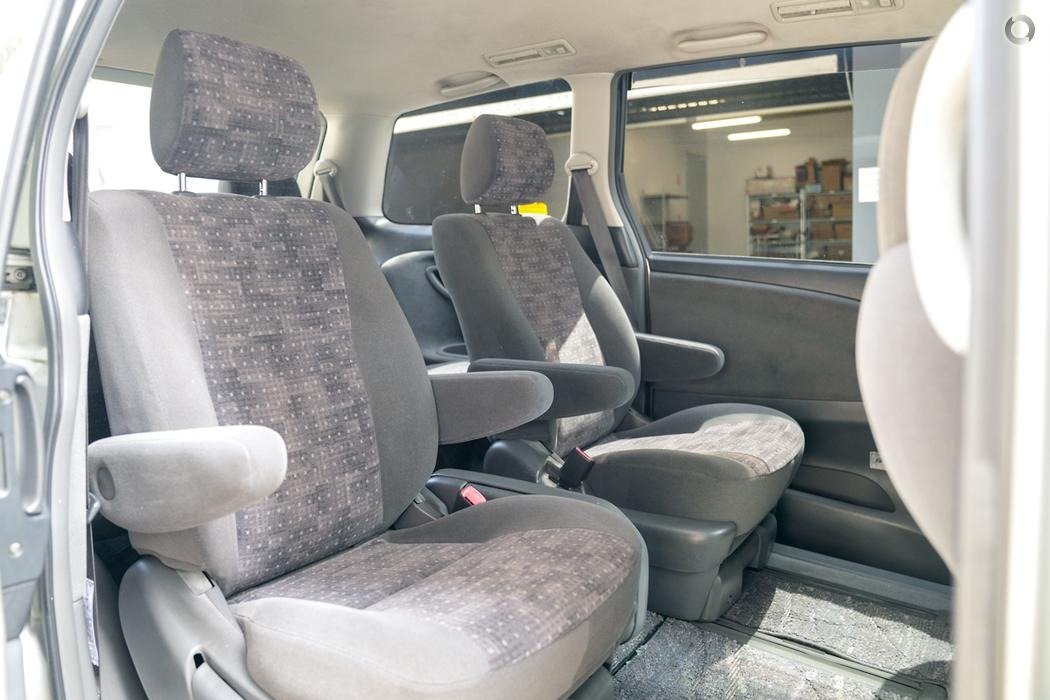 2004 Toyota Estima MCR40W Aeras Wagon 7st 5dr Auto 5sp 4WD 3.0i [IMP]