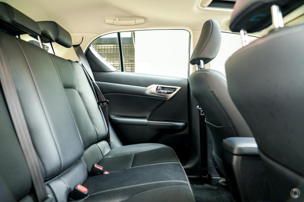 2016 Lexus CT ZWA10R MY16 CT200h Luxury Hatchback 5dr CVT 1sp 1.8i60kW Hybrid