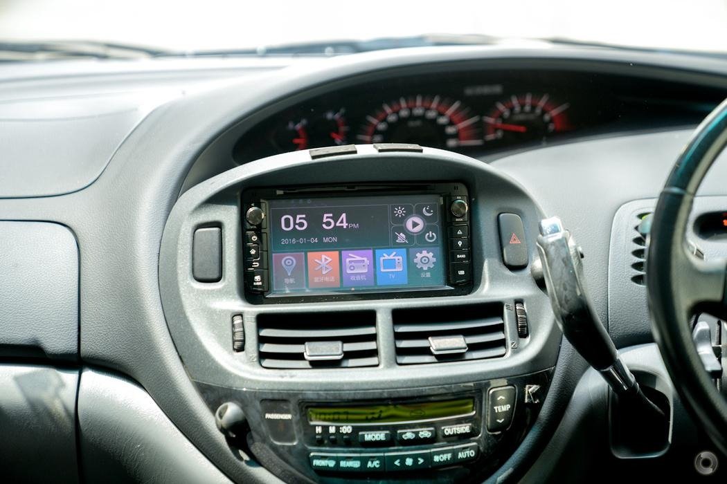 2004 Toyota Estima MCR40W Aeras Wagon 7st 5dr Auto 5sp 4WD 3.0i [IMP]