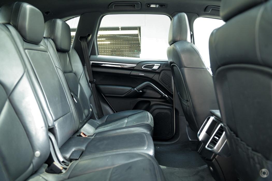 2013 Porsche Cayenne 92A MY14 Diesel Wagon 5dr Tiptronic 8sp 4x4 760kg 3.0DT