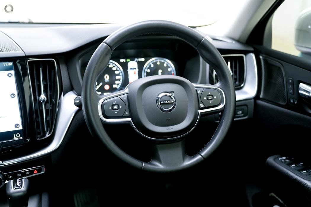 2019 Volvo XC60 UZ MY20 T5 Momentum Wagon 5dr Spts Auto 8sp AWD 2.0T