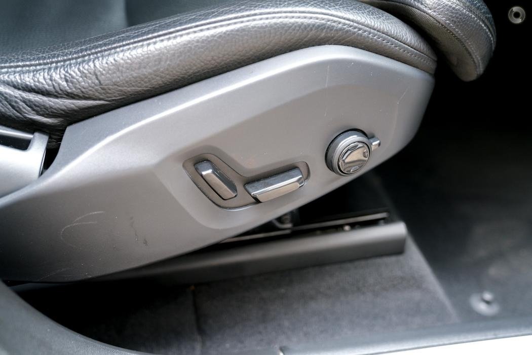 2019 Volvo XC60 UZ MY20 T5 Momentum Wagon 5dr Spts Auto 8sp AWD 2.0T