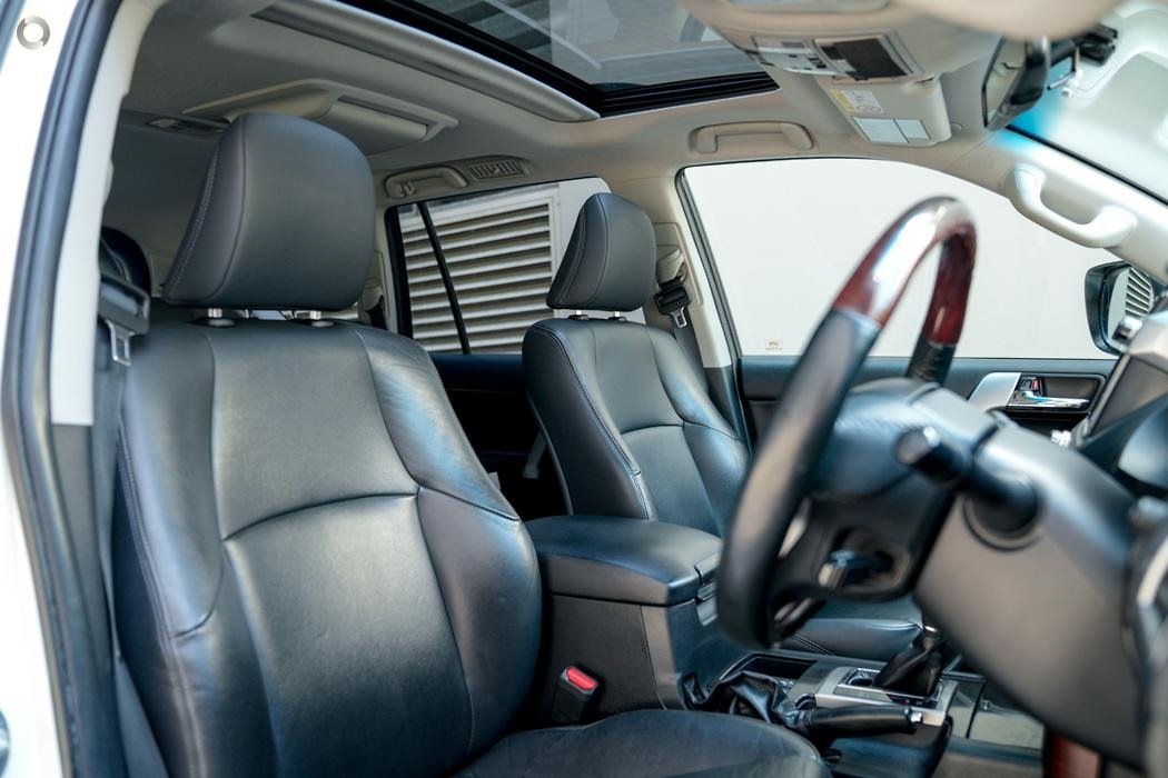 2016 Toyota Landcruiser Prado GDJ150R Kakadu Wagon 7st 5dr Spts Auto 6sp 4x4 2.8DT