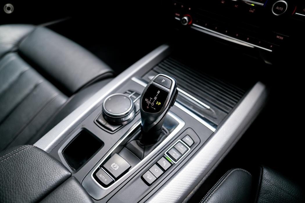 2018 BMW X5 F15 xDrive30d Wagon 5dr Spts Auto 8sp 4x4 715kg 3.0DT